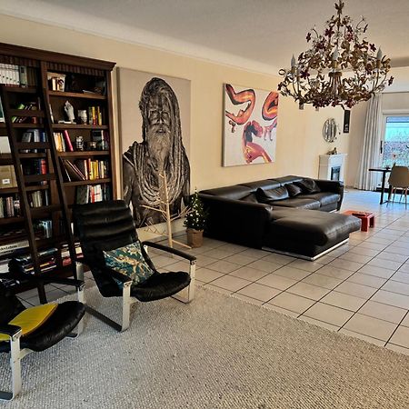 Villa Casa Blanca Mit Privatem Schwimmbad 26 Grad Und Sauna Duisburg Luaran gambar