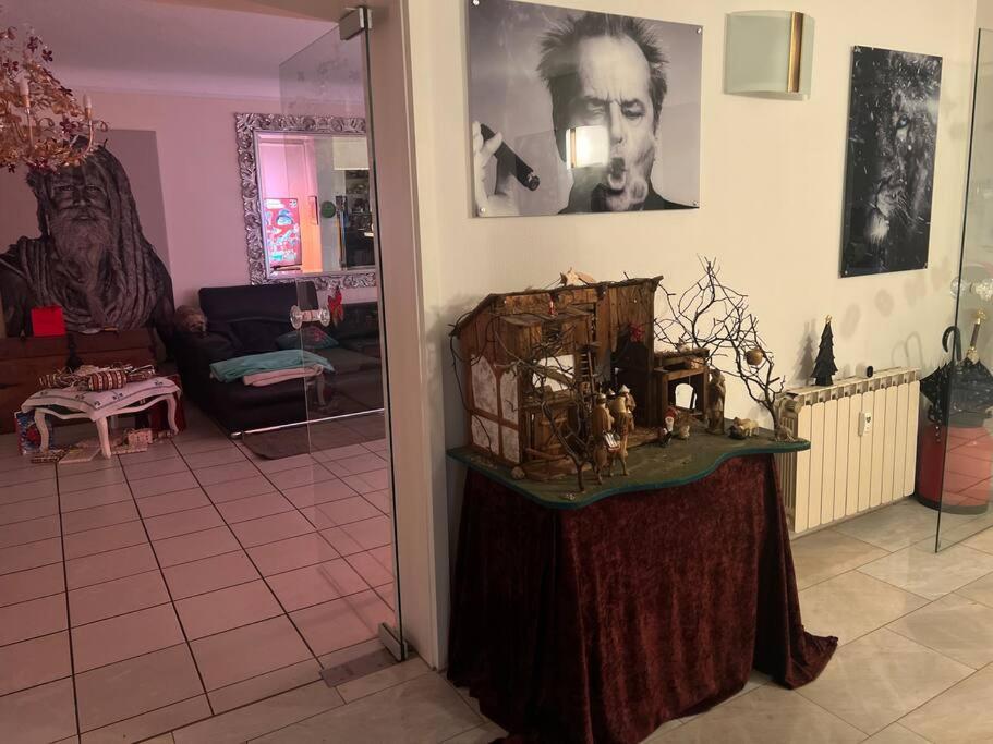 Villa Casa Blanca Mit Privatem Schwimmbad 26 Grad Und Sauna Duisburg Luaran gambar